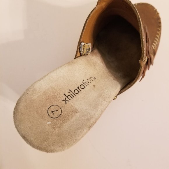 Xhilaration 7 Leather Chunky Mules 90s Y2K Platform Heels Flower Brads Granola - Picture 9 of 9